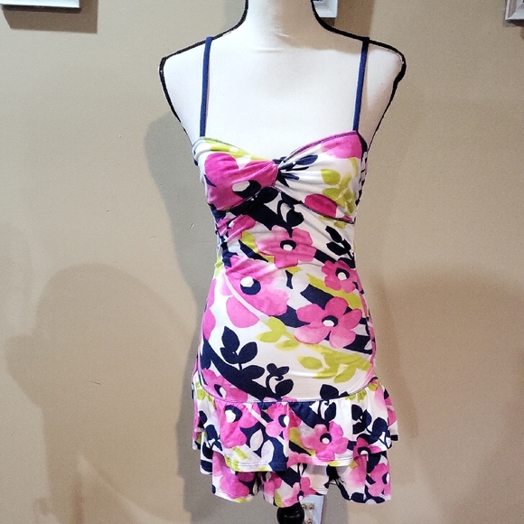 Hollister Dresses & Skirts - Hollister Floral Dress